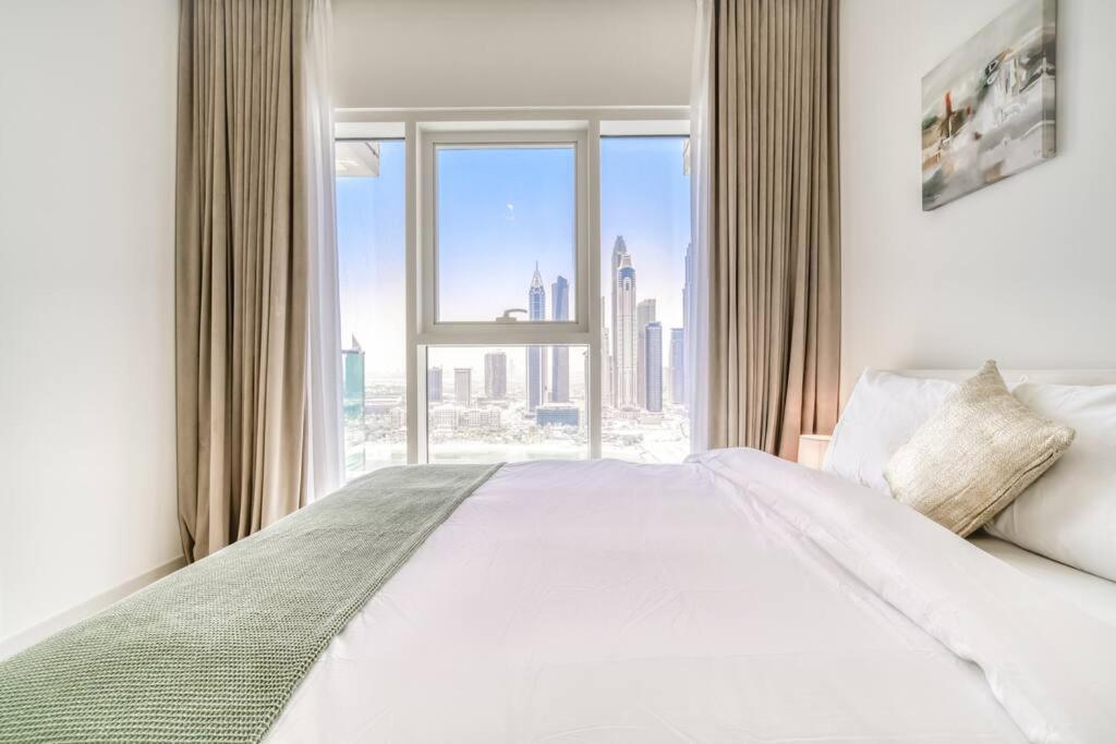 Apartment Sunrise Bay, Emaar Beachfront Harbour - Mint Dubai
