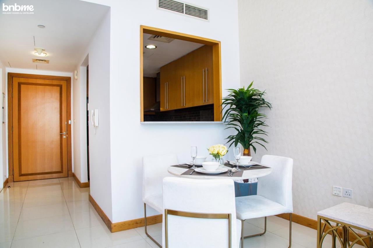 Apartment Bnbmehomes - Stunning Marina Views Amongst Marina Sky Rises - 603 Dubai