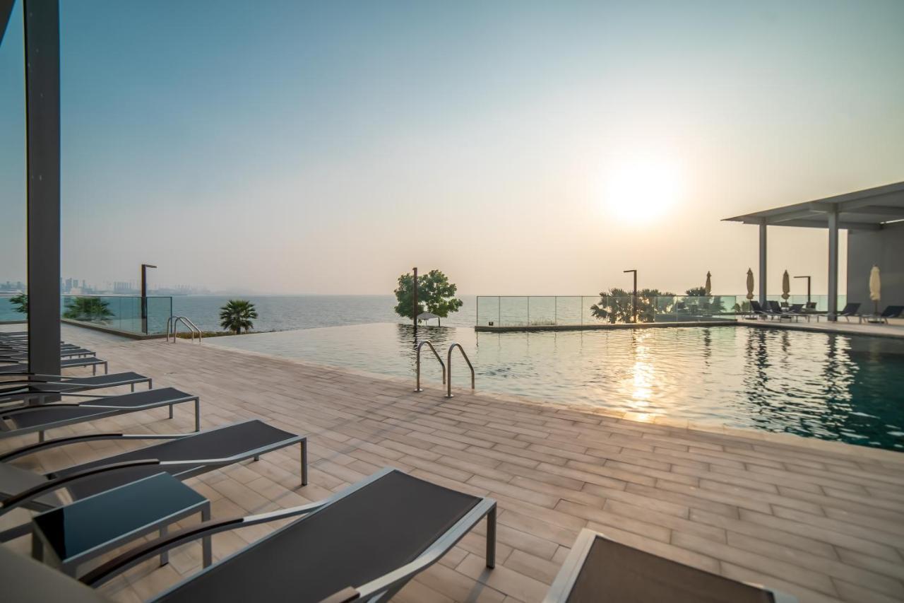 Luton - Luxury & Sea View 2br Maid Apt, Bluewater, - 30ab9 Apartment Dubai