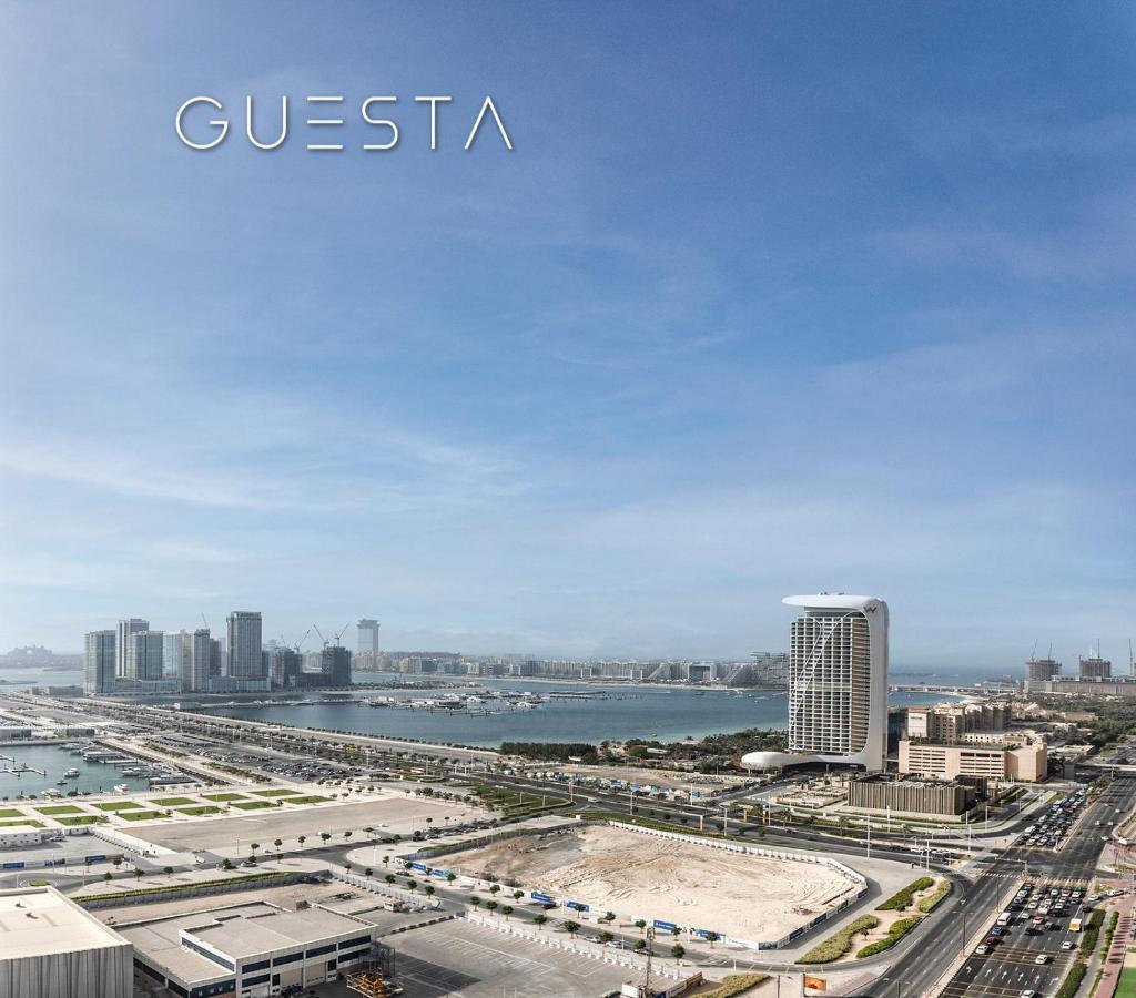 Cayan Tower, Marina Apartment