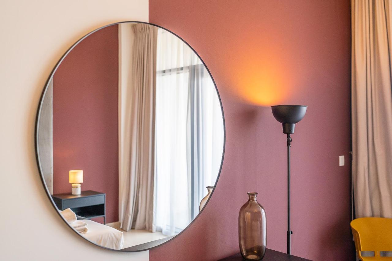 Apartment Spacious Art Deco With Burj & Canal Views *
