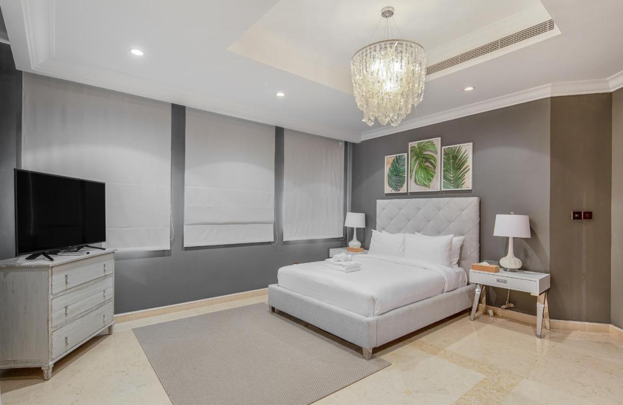 Maison Privee - Prvt Pool & Access In Luxury Palm Jumeirah 6br Pousada Dubai
