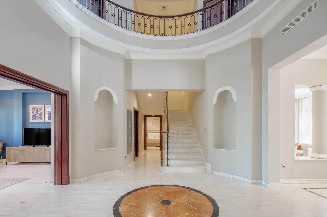 Maison Privee - Prvt Pool & Access In Luxury Palm Jumeirah 6br Dubai