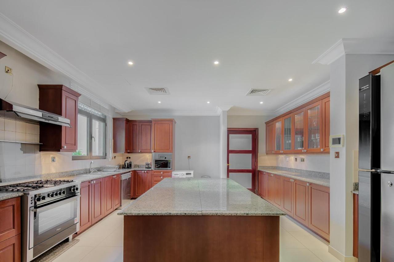 Maison Privee - Prvt Pool & Access In Luxury Palm Jumeirah 6br Pousada *