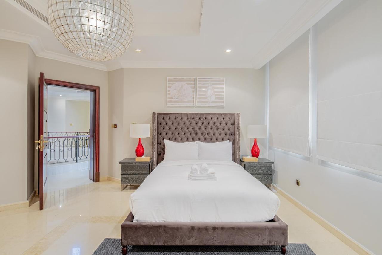 Maison Privee - Prvt Pool & Access In Luxury Palm Jumeirah 6br * Dubai