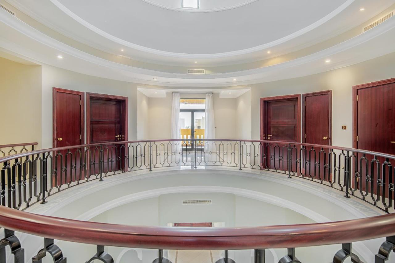 Maison Privee - Prvt Pool & Access In Luxury Palm Jumeirah 6br Pousada Dubai