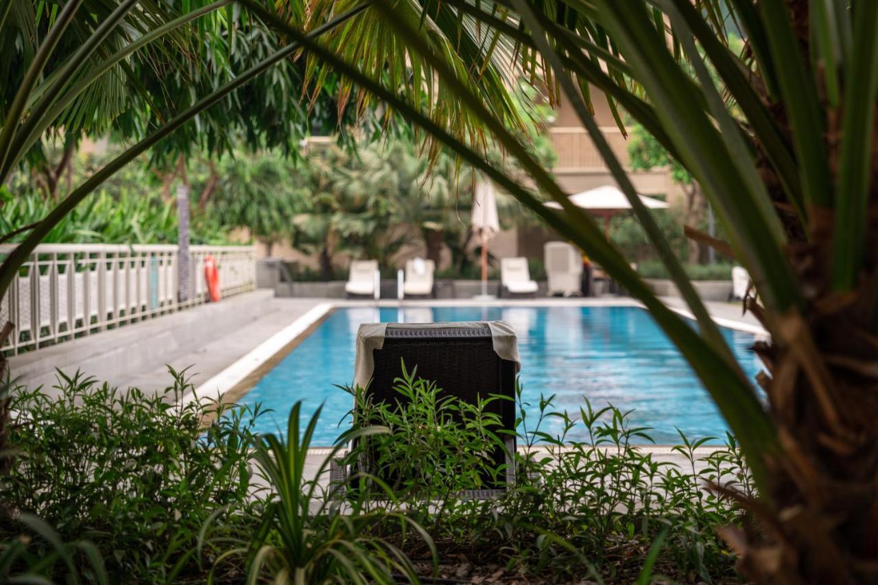 Prime Retreats - 29 Emaar Boulevard Downtown Dubai