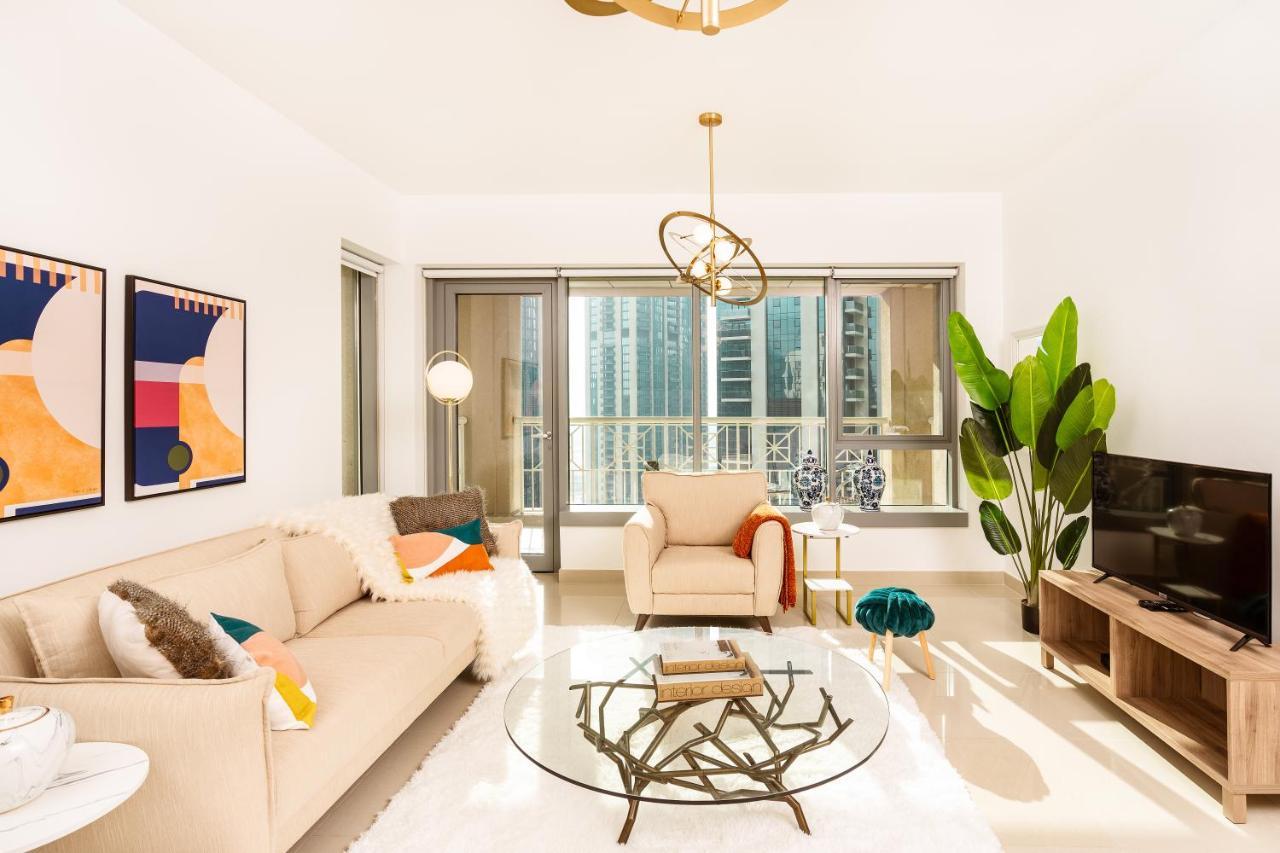 Prime Retreats - 29 Emaar Boulevard Downtown Dubai