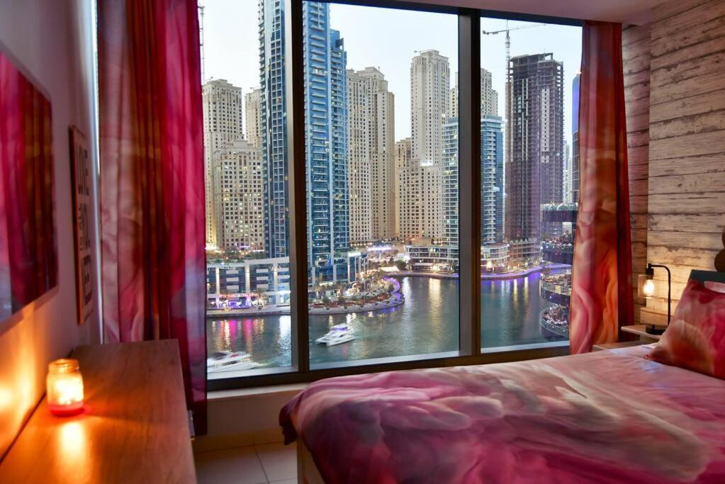 Apartment Stylish 1-br Marina View Apt In Silverene Tower