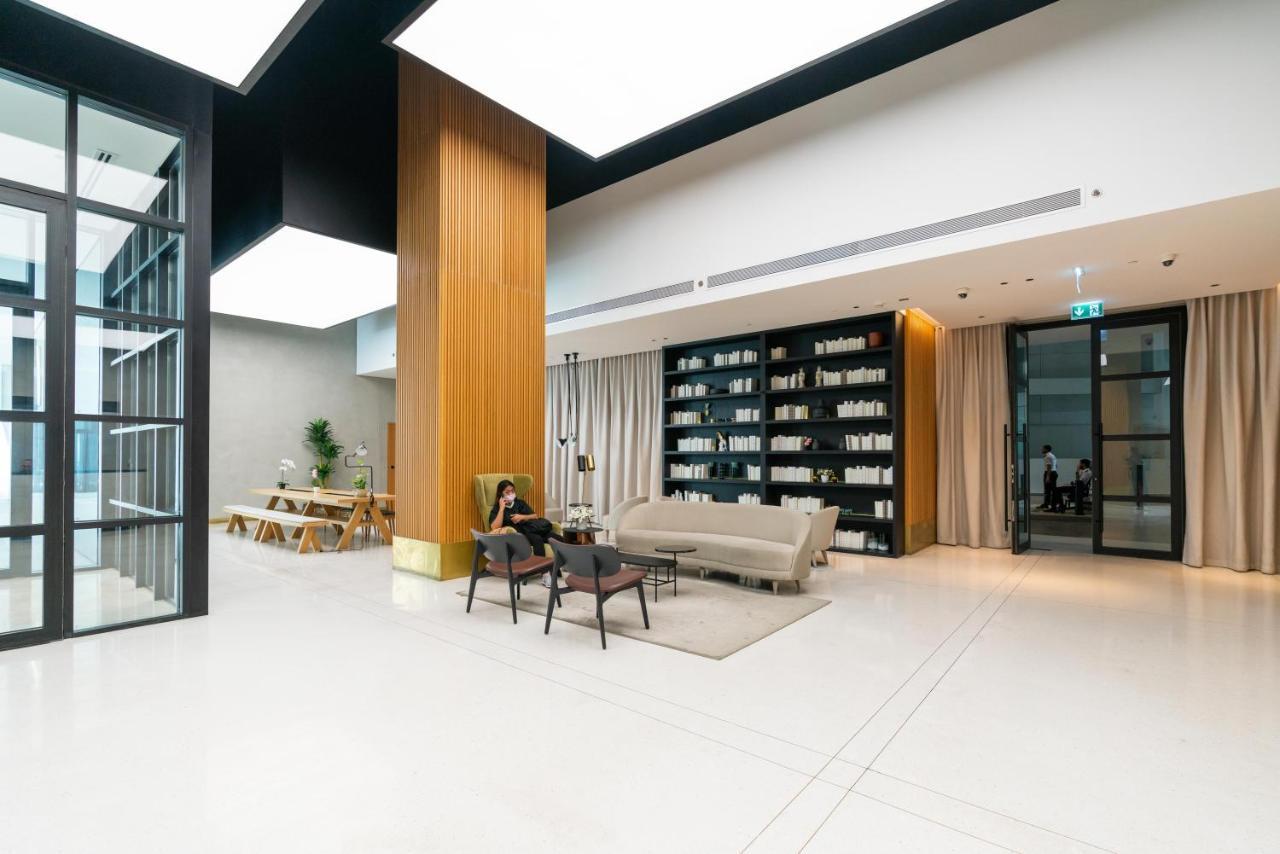 Marquise Square Studio For 4 Guests Pool Gym By Globalstay