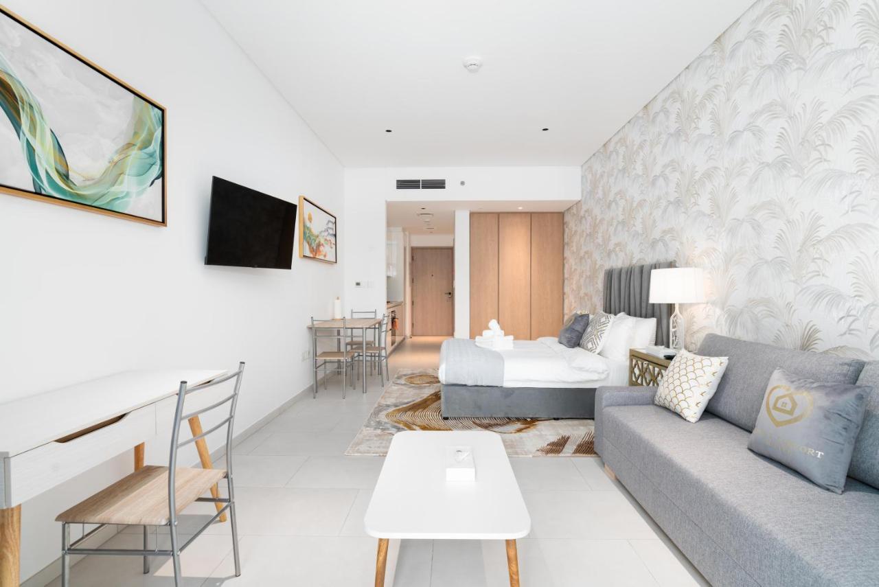 Apartment Marquise Square Studio For 4 Guests Pool Gym By Globalstay