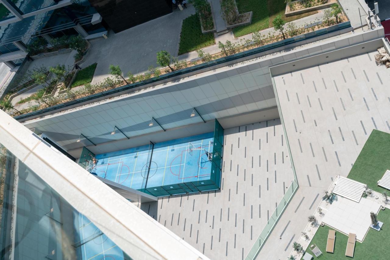 Apartment Marquise Square Studio For 4 Guests Pool Gym By Globalstay Dubai