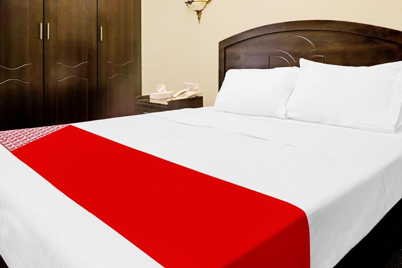 Oyo 800 Moon Creek Hotel