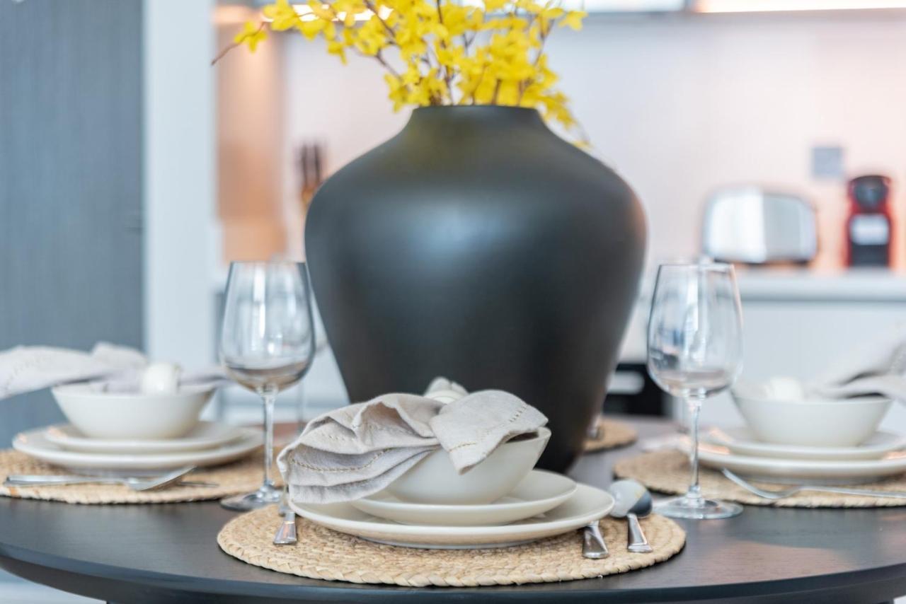 The Smart Concierge - Sunrise Bay 2 Apartment *