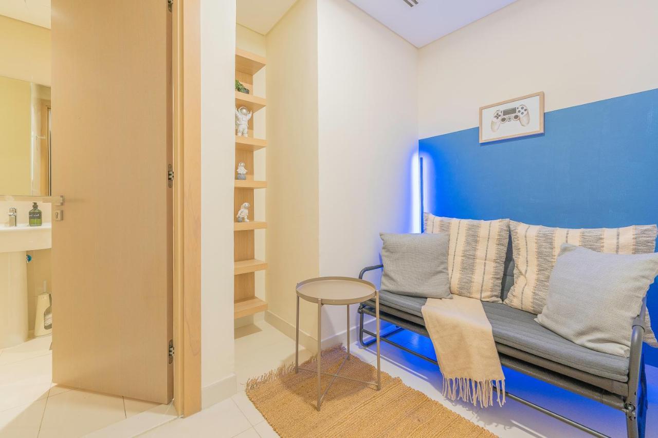 Monty Holiday - Charming With Canal View Near Mall Apartment Dubai