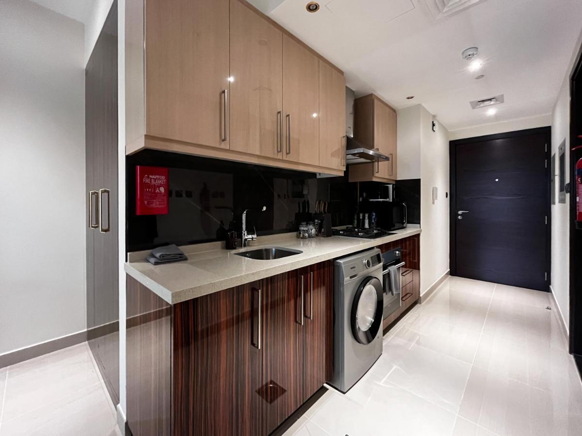Trophy - Sky High Haven Daire Dubai