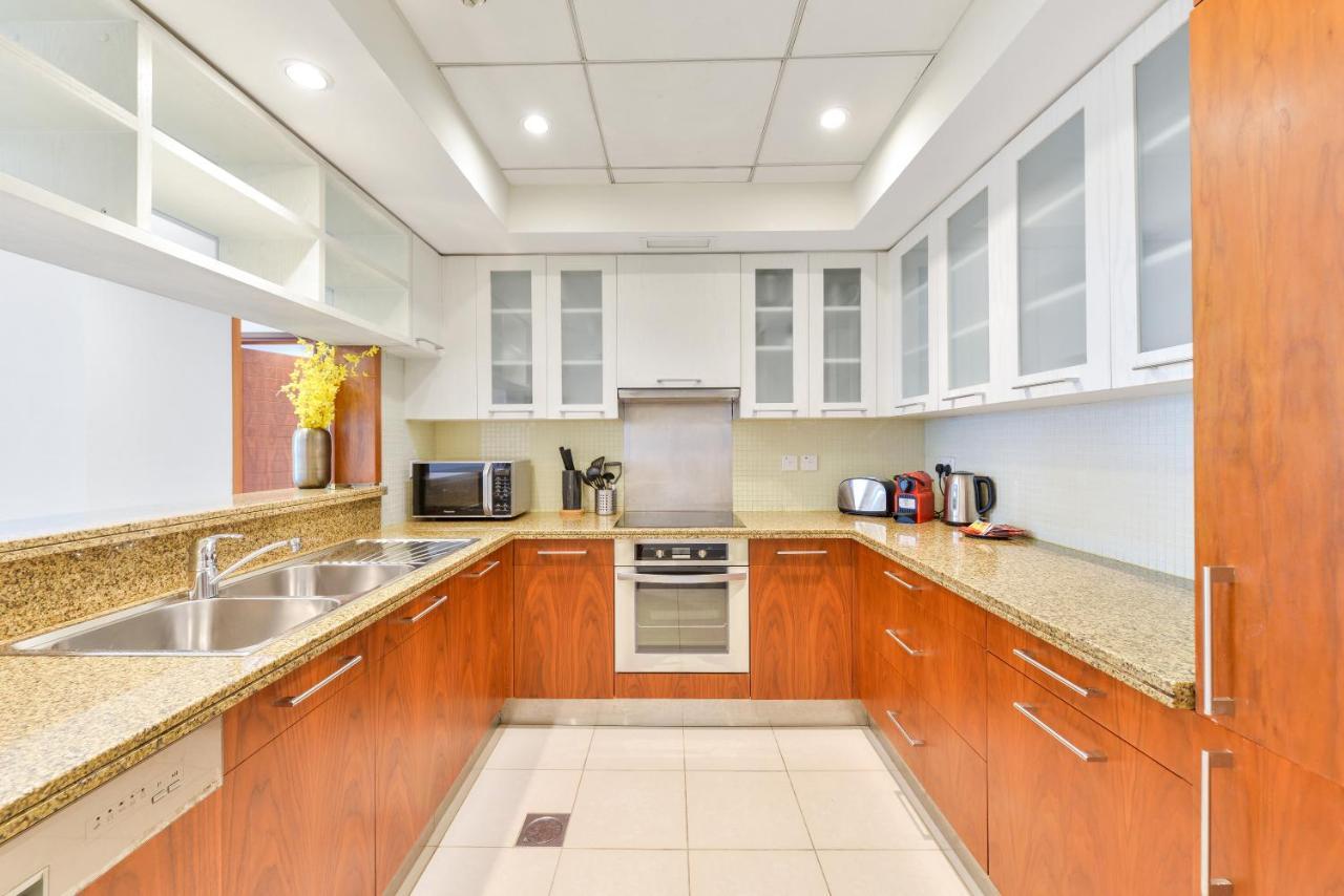 Super Deal! - 1br Downtown Blvd Near Burj Khalifa & Mall Apartment *
