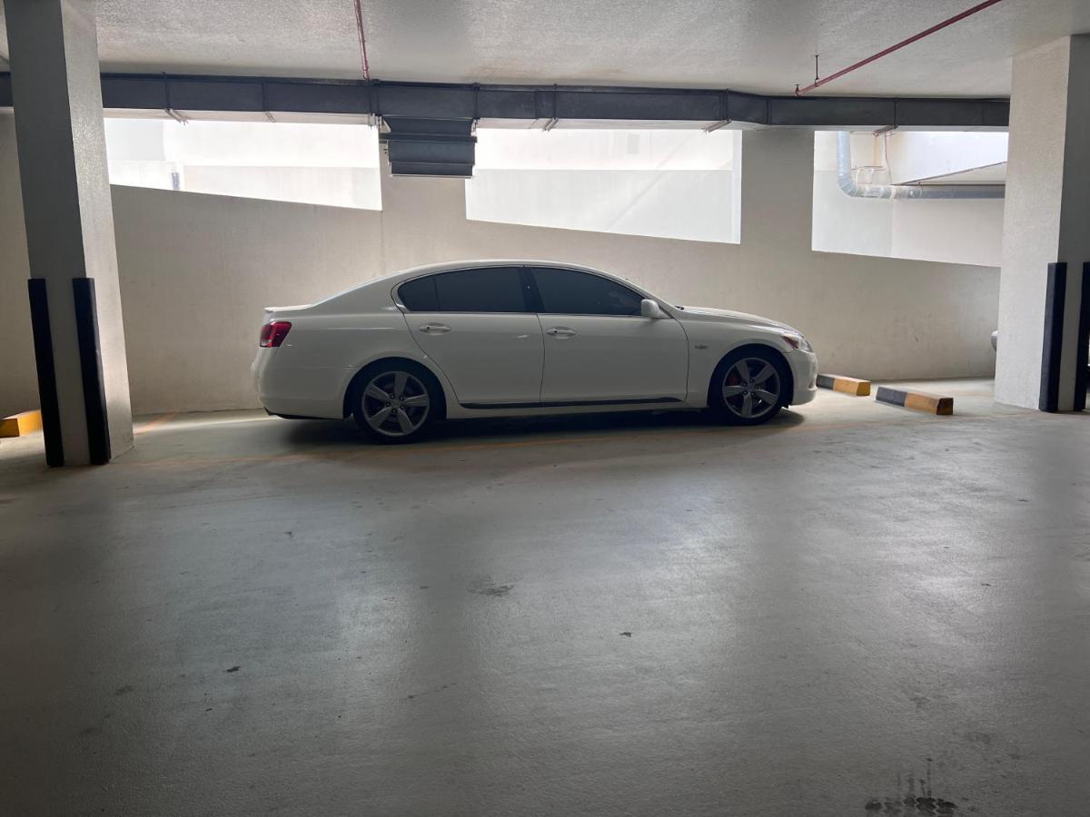 1 Bedroom Facing Pool, Close To Metro Station *
