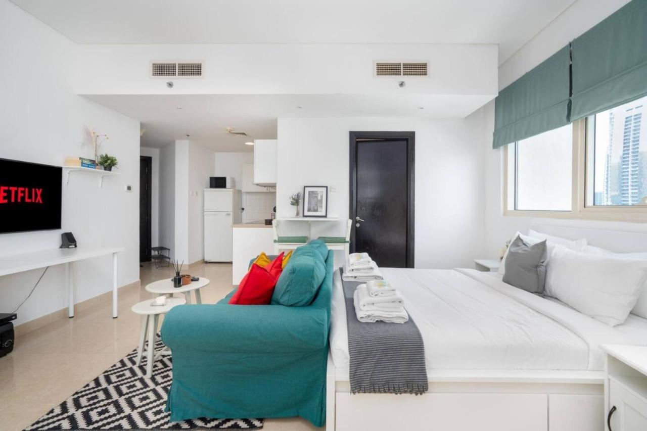 Chic In Yacht Bay Marina Apartment