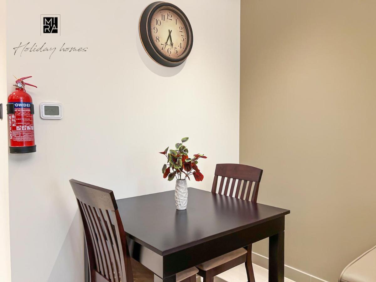 Mira Homes - Newly Furnished In Downtown Apartment
