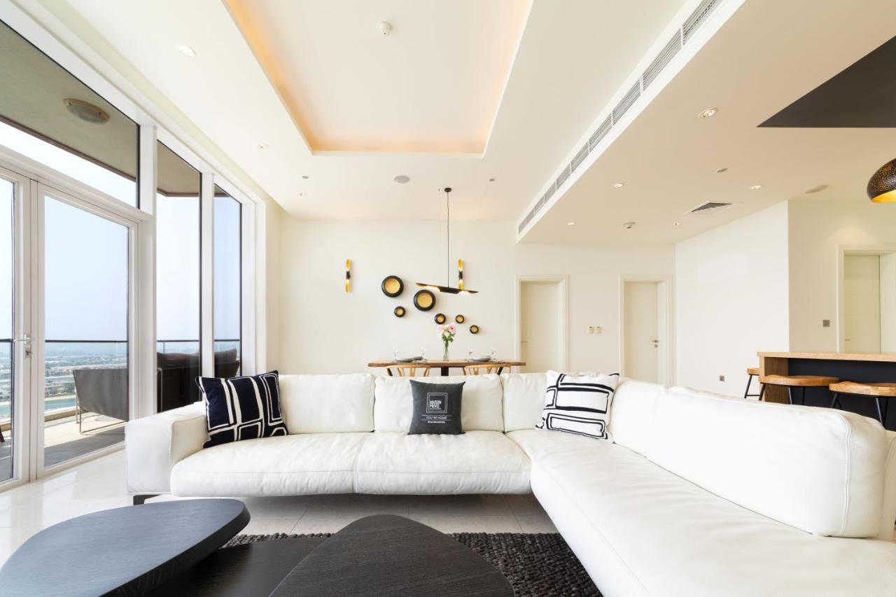 Maison Privee - Palm Jumeirah Luxury Apt W Access To Exclusive Beach, Pool, And Gym Dubai