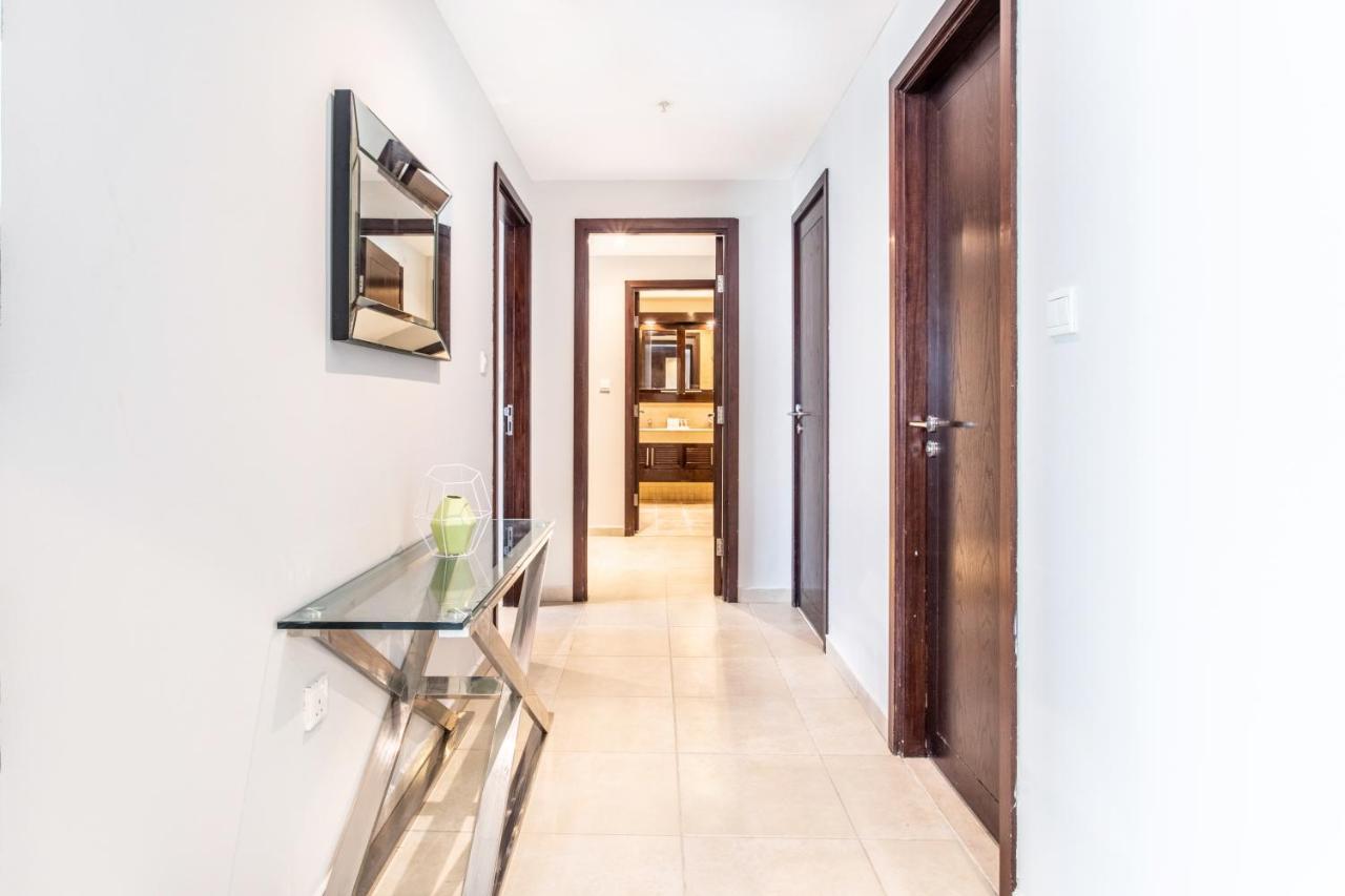 Icon Casa Living - The Tower 5 Apartment
