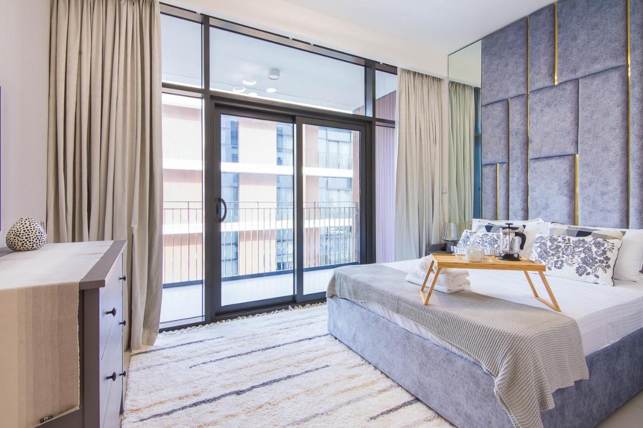 Brand New 1 Bedroom Hills 601 Apartment