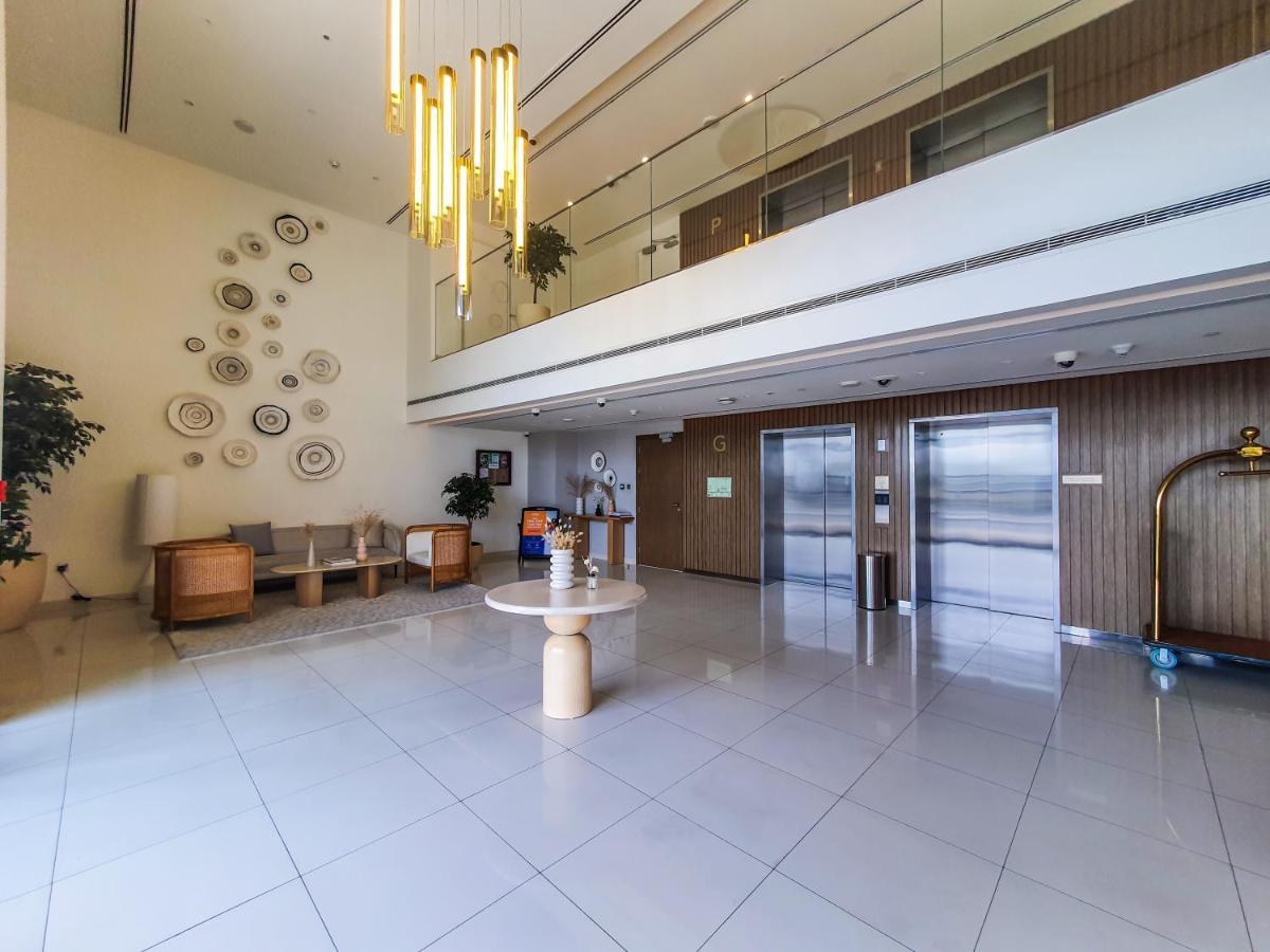Brand New 1 Bedroom Hills 601