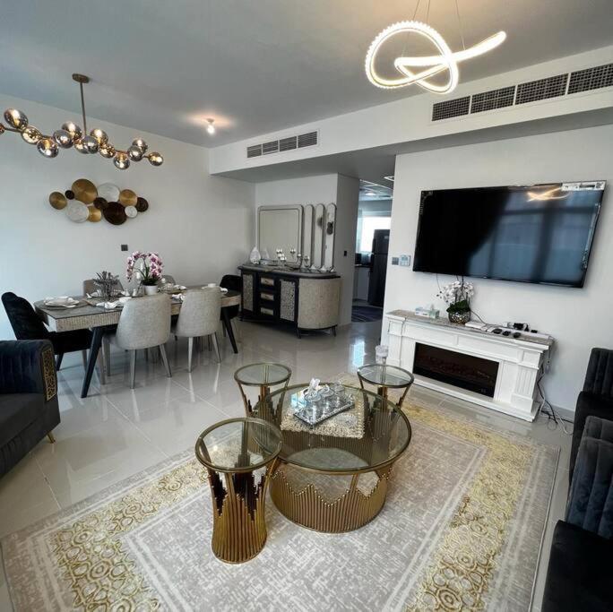 Tatil Evi Amazonia Townhouse Damac Hills 2 By Letstay Dubai
