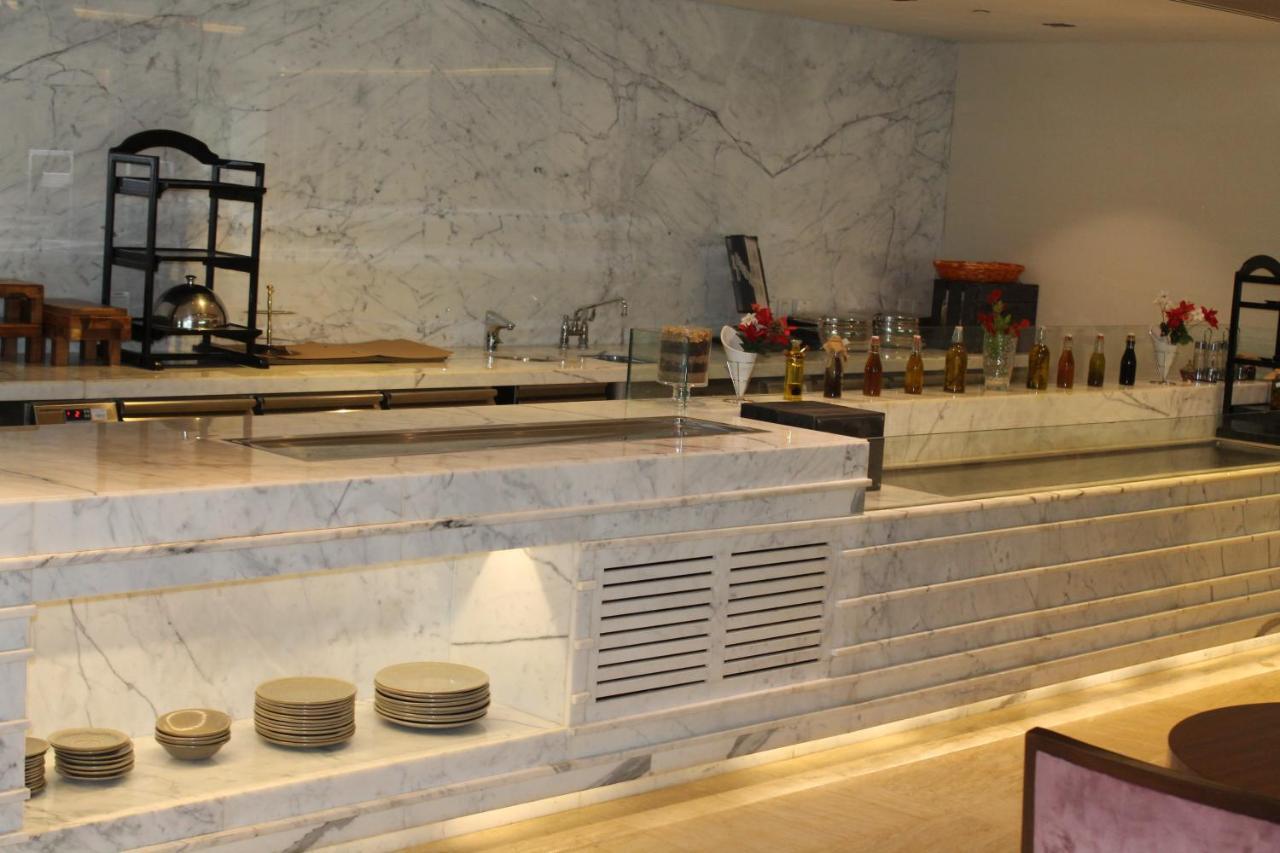 Apartment Spacious One Bedroom Close To Burj Khalifa, Mall In Business Bay Dubai