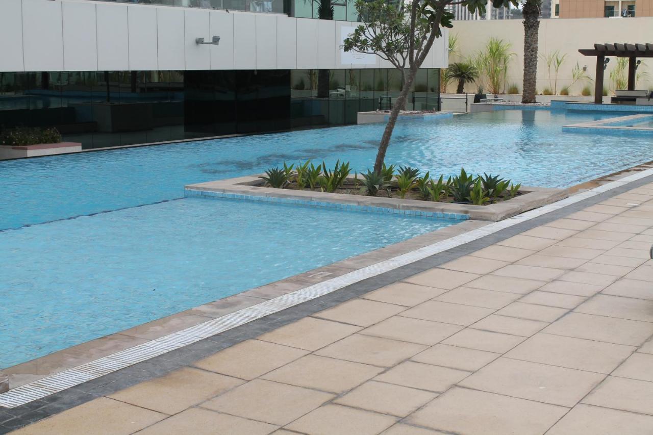 Spacious One Bedroom Close To Burj Khalifa, Mall In Business Bay * Dubai
