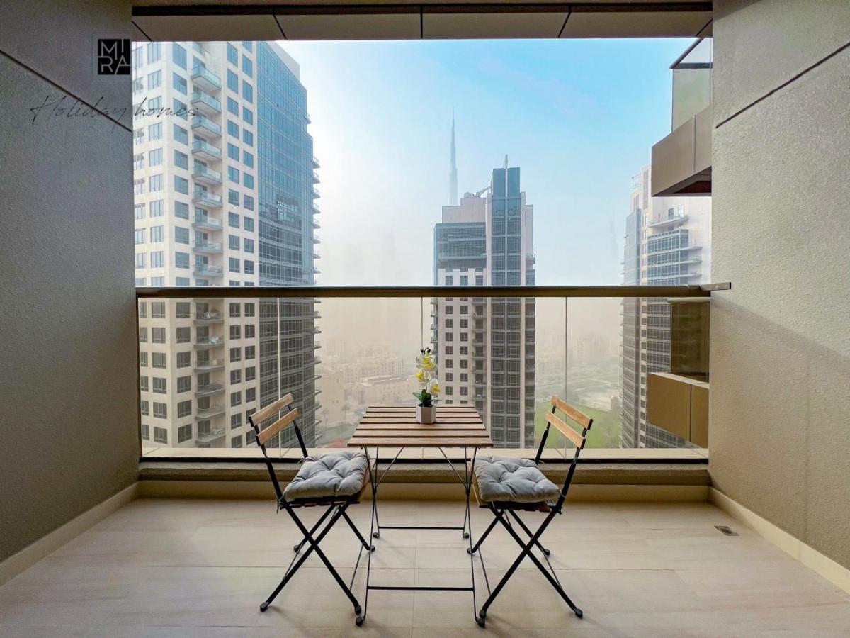 Mira Homes - Newly Furnished In Downtown Apartment