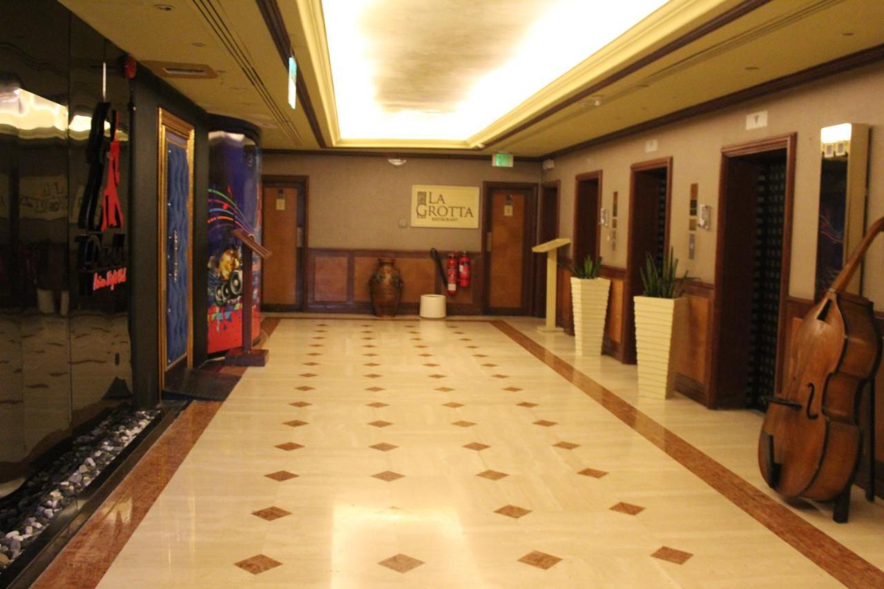 Al Khaleej Palace Deira Hotel