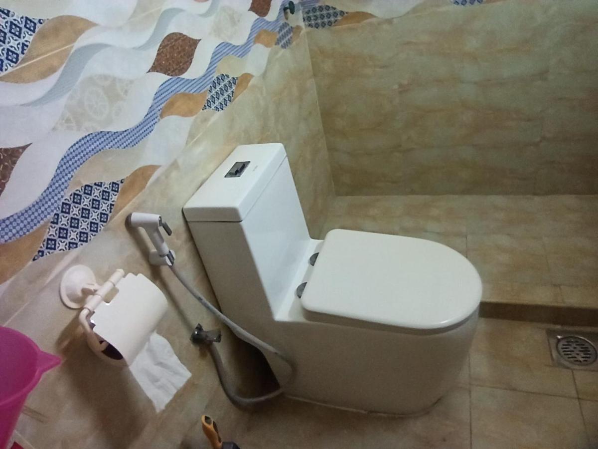 Moon Backpackers , Al Rigga , Partition For Couples And For Singles Apartment Dubai