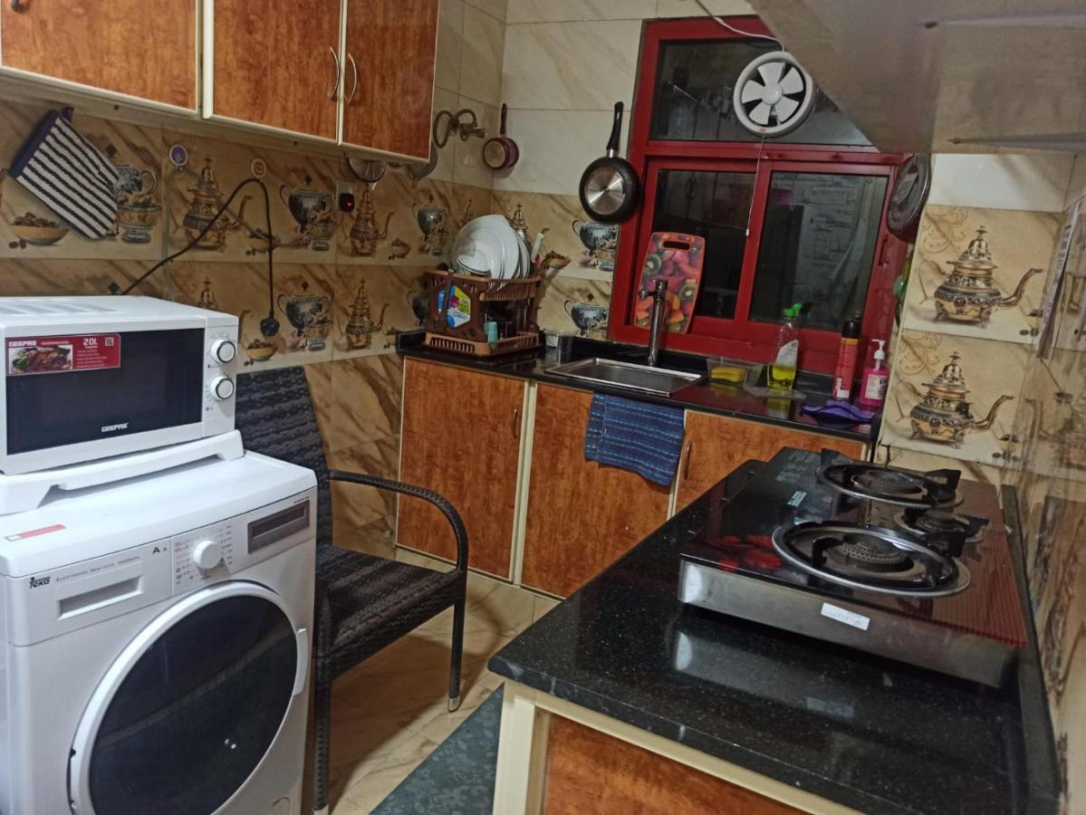 Moon Backpackers , Al Rigga , Partition For Couples And For Singles *