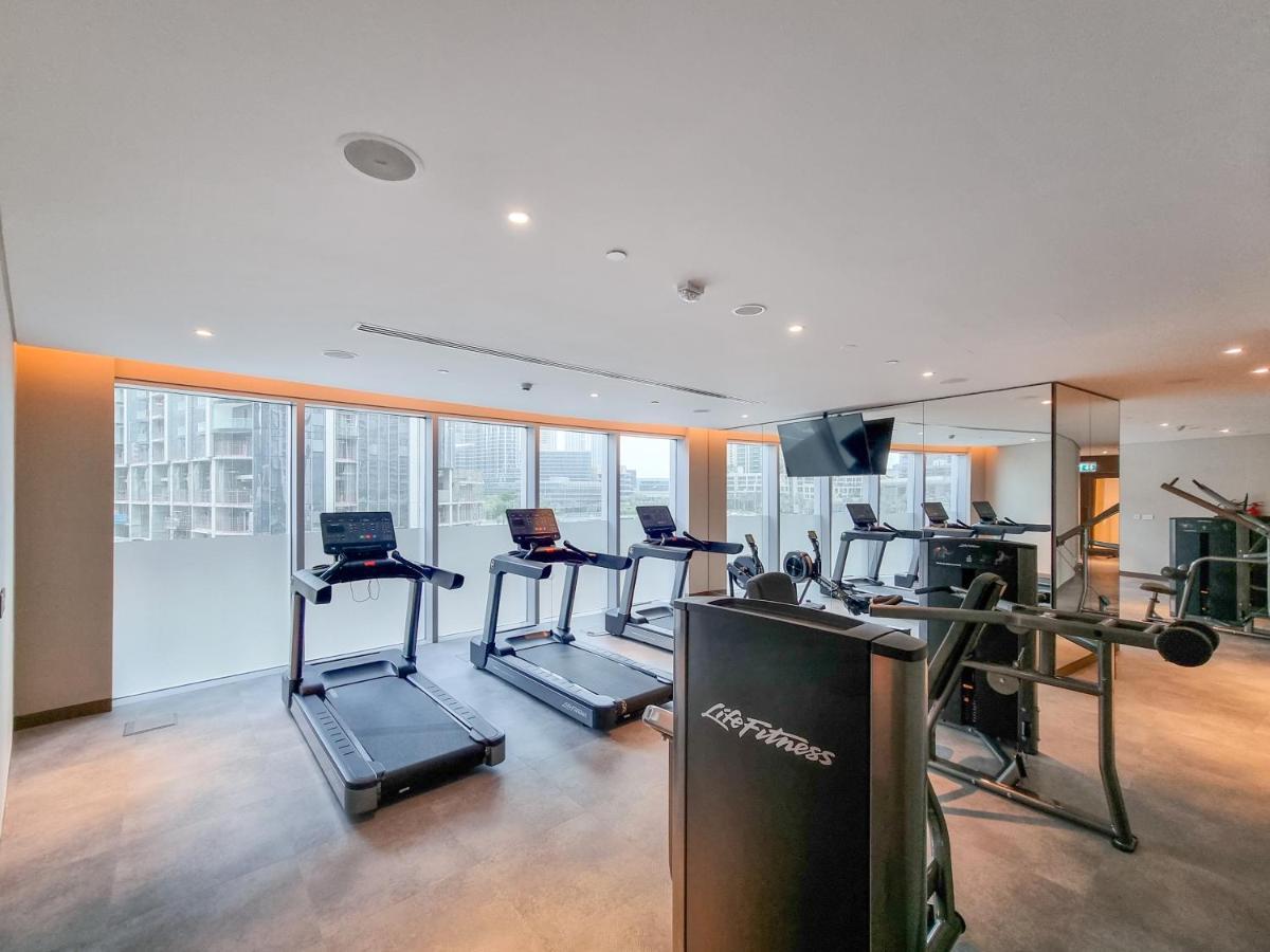Eden's Homes & - Opera Grand Apartment *