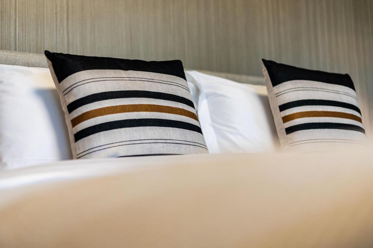 Eden's Homes & - Opera Grand Dubai