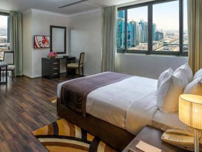 Premiere Marina Aparthotel 4*