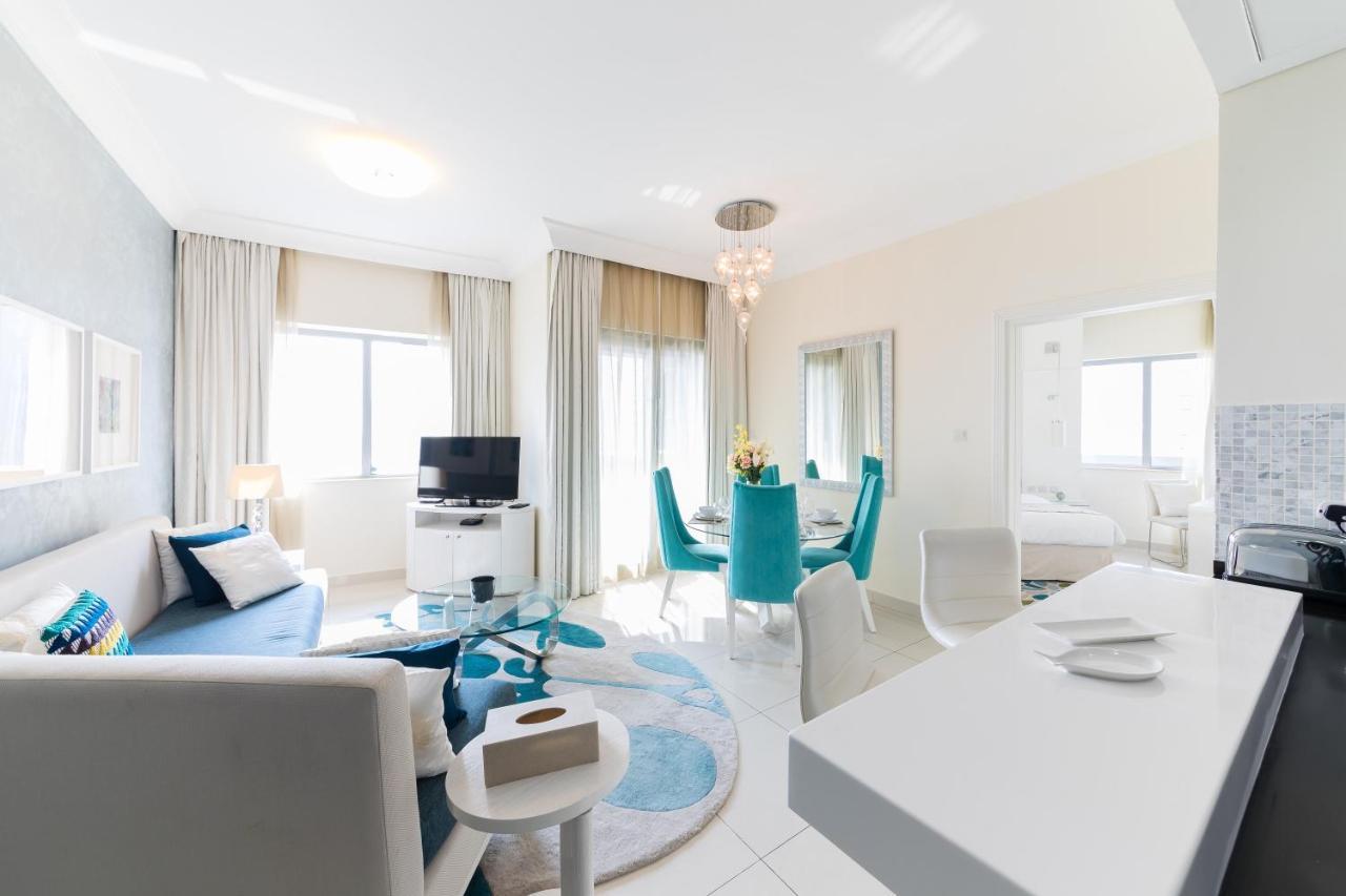 Daire Maison Privee - Luxury Urban Retreat With Burj Khalifa Views