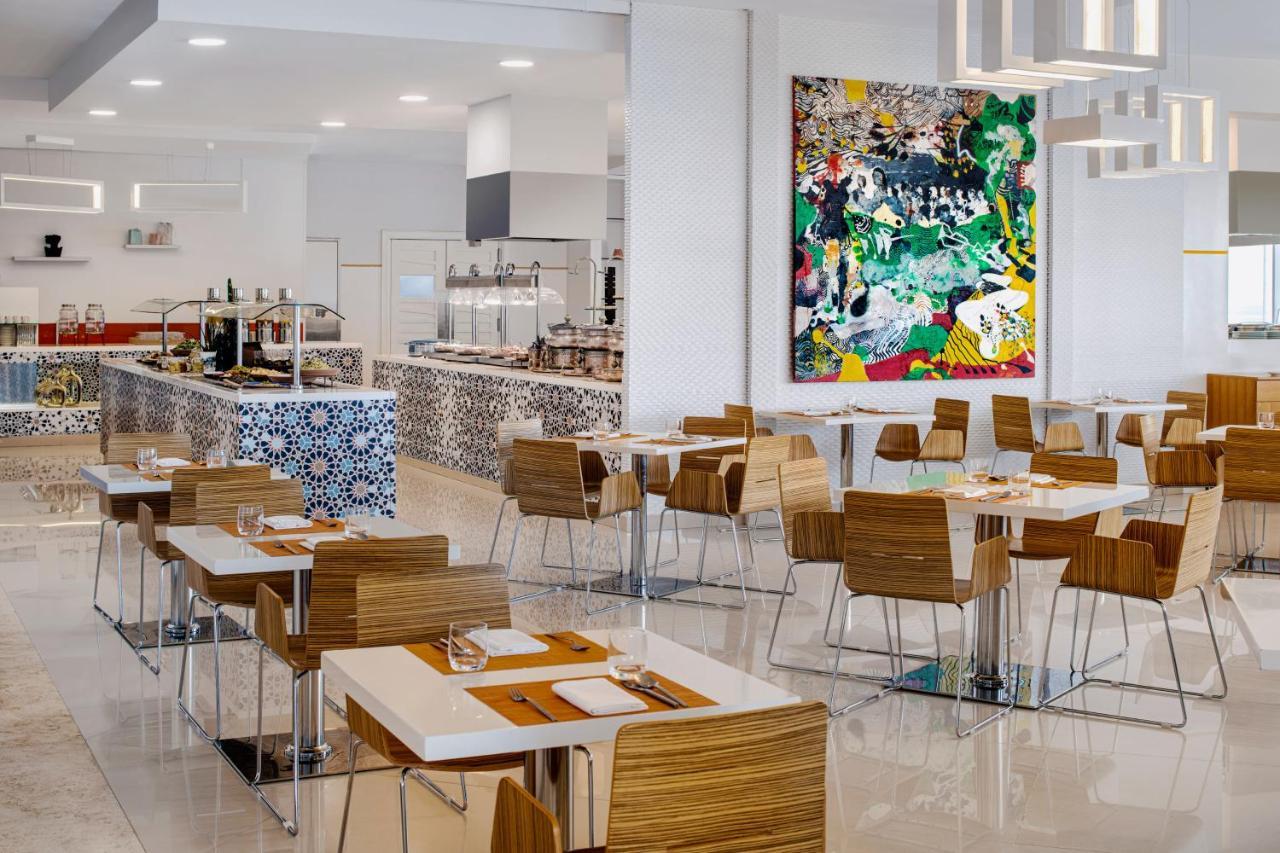Adagio Premium Al Barsha 4* Dubai