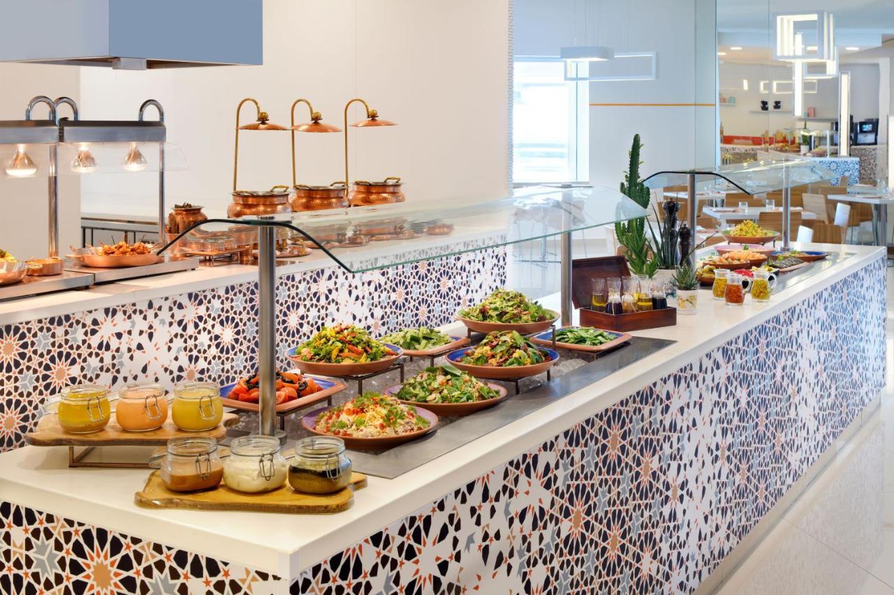 Aparthotel Adagio Premium Al Barsha 4*