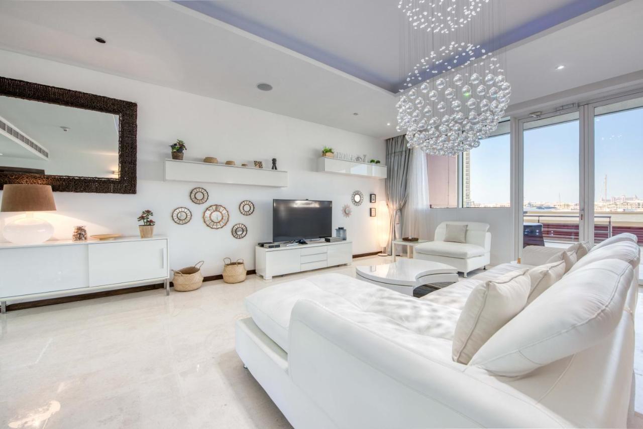 Apartment Maison Privee - Spacious Apt On Palm Jumeirah W Sea Views And Premium Facilities Access
