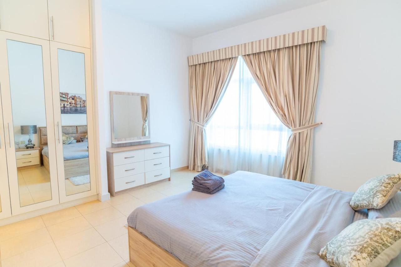 Luxury Escapes - Spacious 2br In The Heart Of Marina- Yacht Bay * Dubai