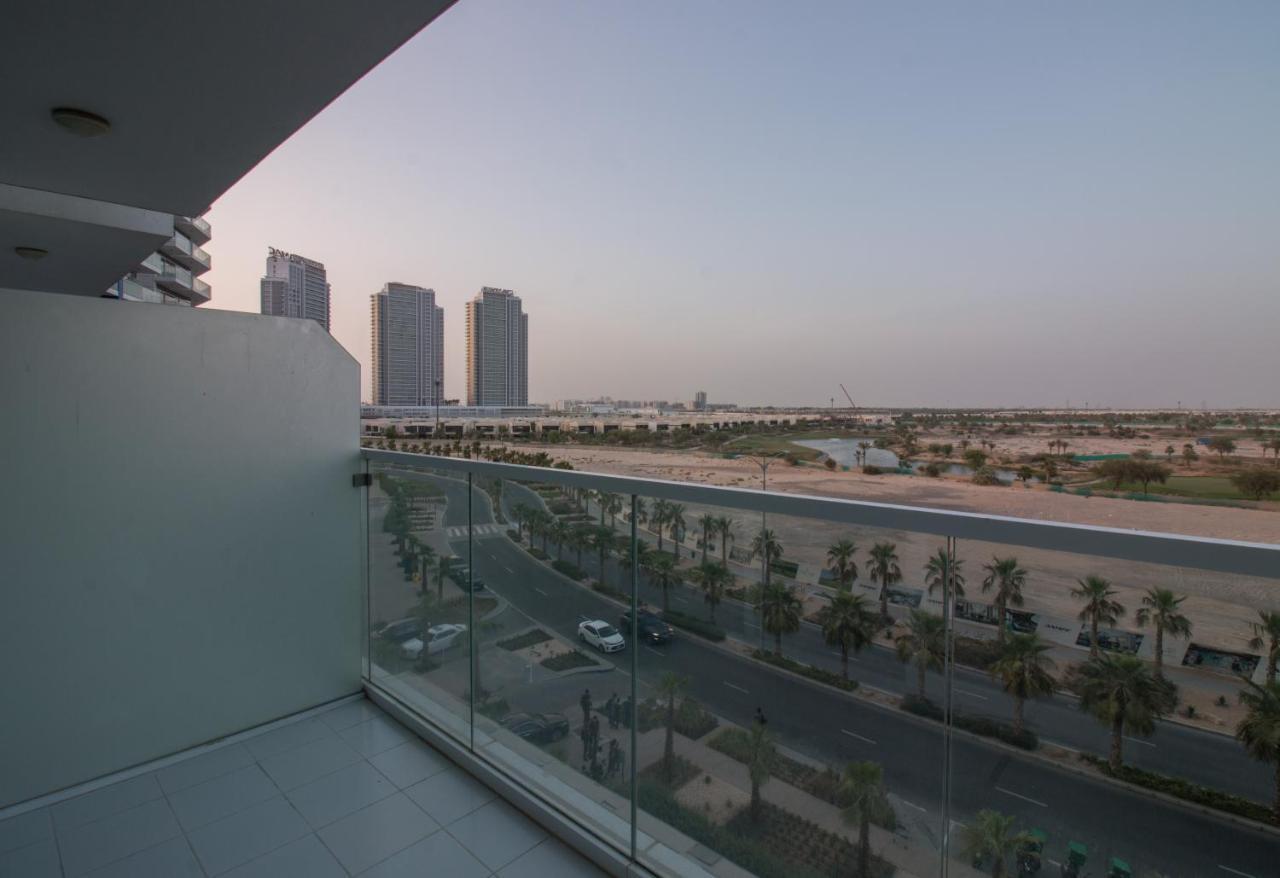 Premium With Beautiful Golf Course View Apartment Dubai