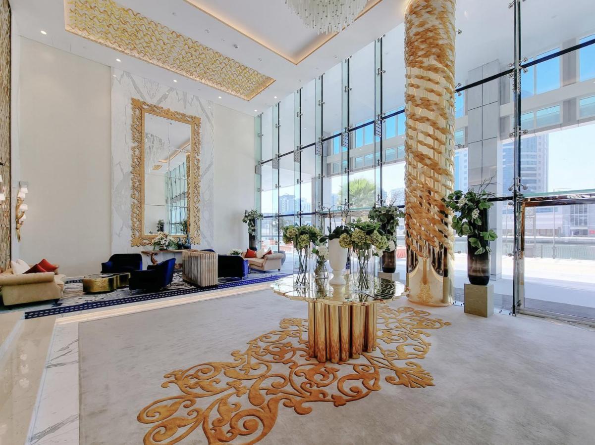 Apartment 5-star Luxury Studio Near Burj Khalifa With Amazing Canal & View! *