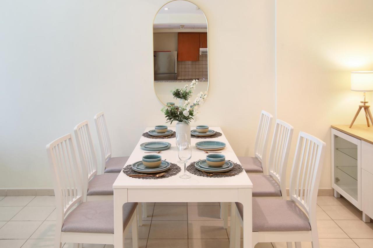Koala & Tree - Luxurious 1br In The Greens, Stays Up To 4 !! Daire Dubai