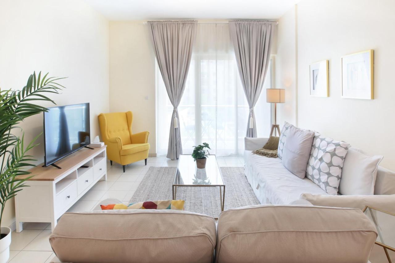 Daire Koala & Tree - Luxurious 1br In The Greens, Stays Up To 4 !! Dubai
