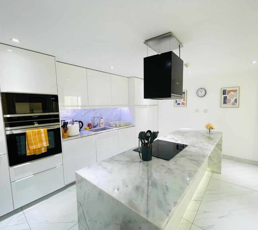 Apartment Luxury Casa - Magnum Sea View 2br At Jbr Dubai