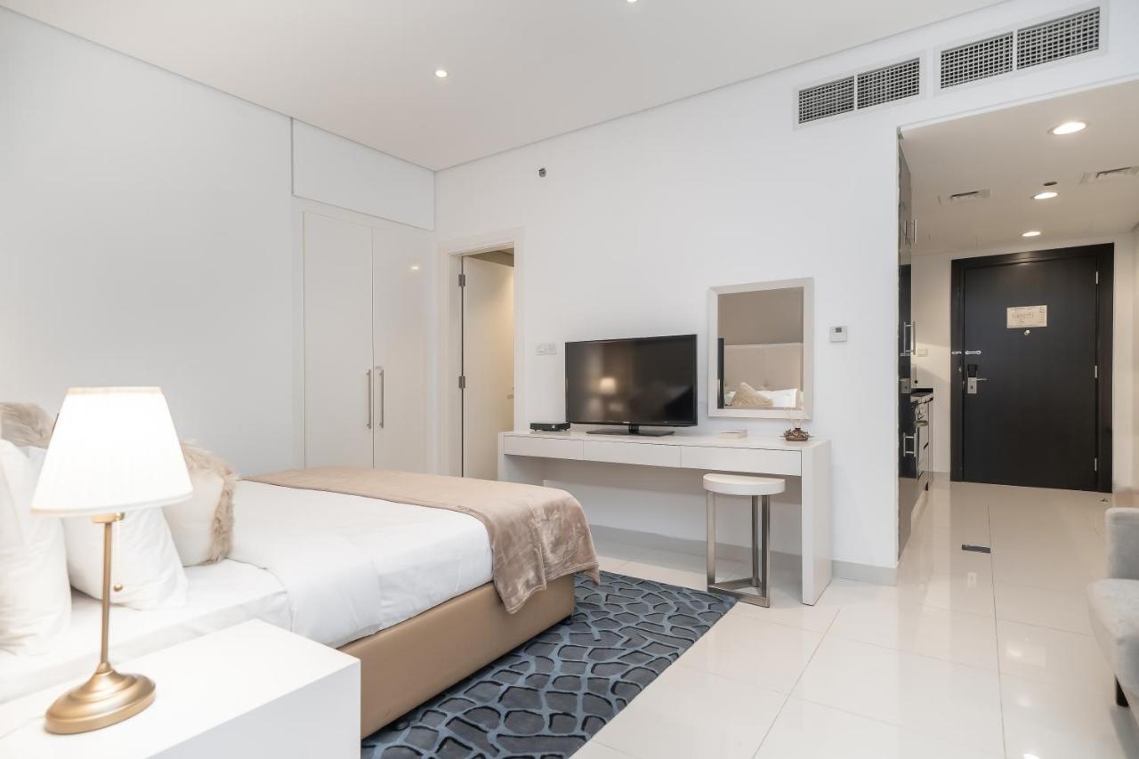 Higuests - Cozy Studio With Balcony In Business Bay *