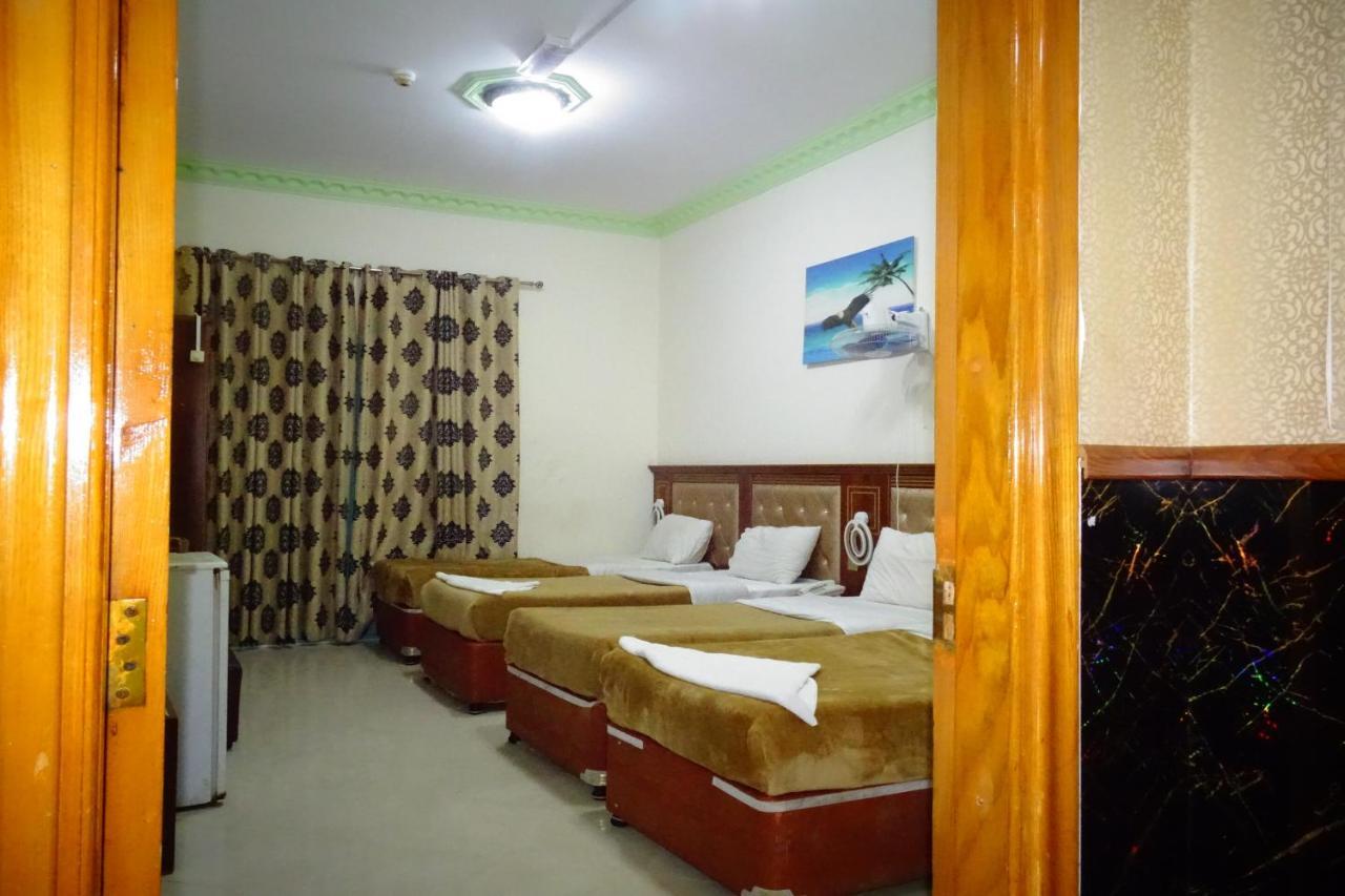 Otel Super Oyo 945 Dream Touch